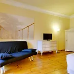 Al Cavour 34 Bed and breakfast