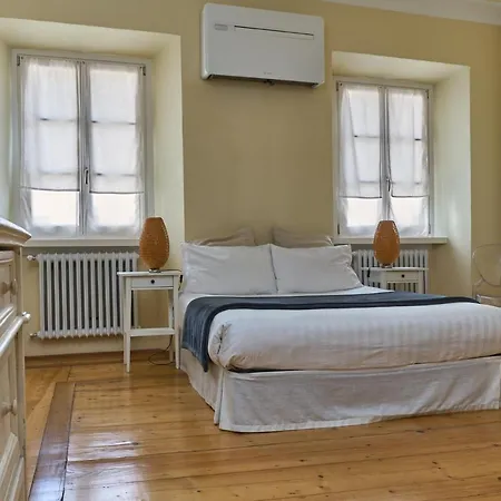 Bed & Breakfast Al Cavour 34 3*
