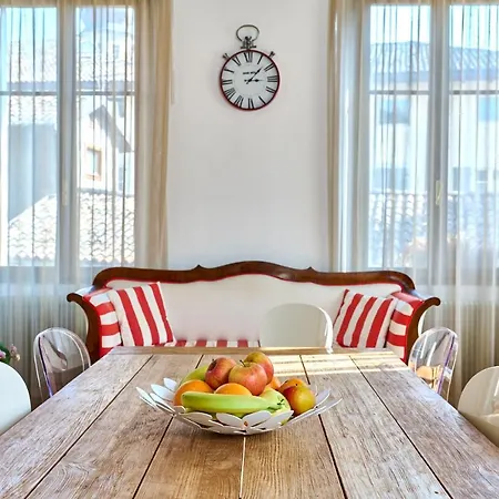 Al Cavour 34 Bed & Breakfast Trento