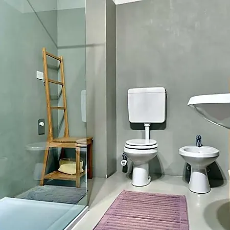 Al Cavour 34 Bed & Breakfast