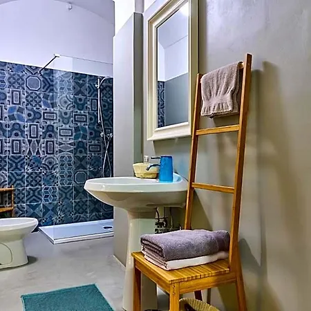 Al Cavour 34 Bed & Breakfast Trento
