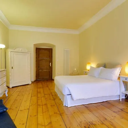 Al Cavour 34 4* Trento