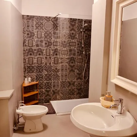 Bed & Breakfast Al Cavour 34 3*
