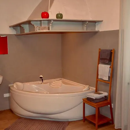 Bed & Breakfast Al Cavour 34 3*