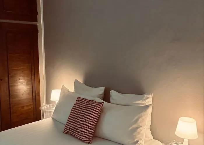 Al Cavour 34 Bed & Breakfast Trento